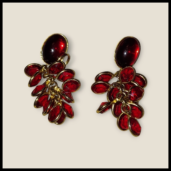 Jewelry - Elegant Red and Gold Bezel Chandelier Earrings